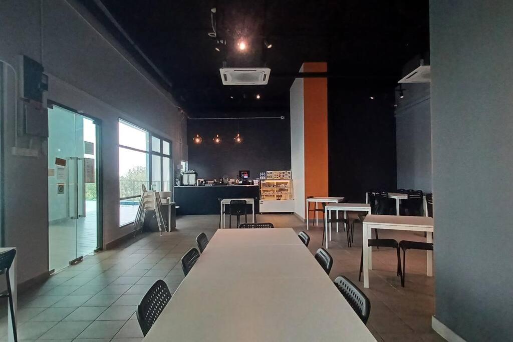 Homestay Arc Cozyhome Austin Hills 4-5Pax Johor Bahru Dış mekan fotoğraf