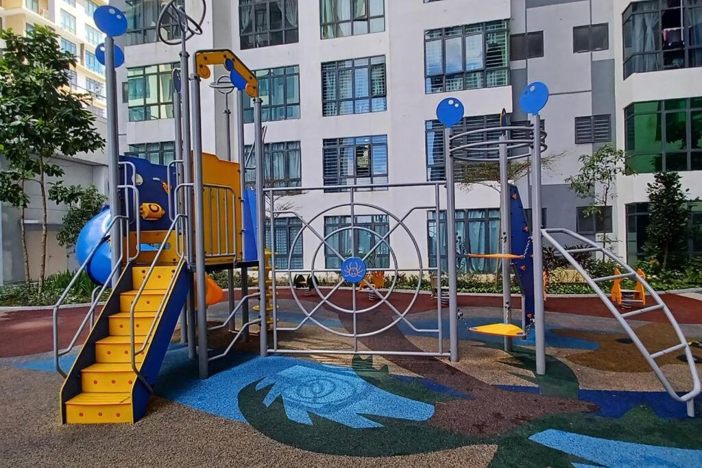 Homestay Arc Cozyhome Austin Hills 4-5Pax Johor Bahru Dış mekan fotoğraf