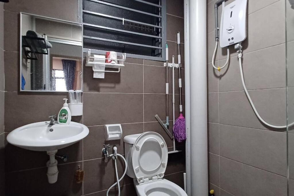 Homestay Arc Cozyhome Austin Hills 4-5Pax Johor Bahru Dış mekan fotoğraf