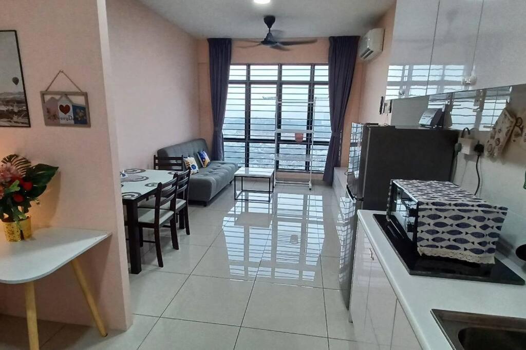 Homestay Arc Cozyhome Austin Hills 4-5Pax Johor Bahru Dış mekan fotoğraf